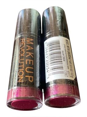 Makeup Revolution Lipstick-Shade Rebel With A Cause - bundle of 2